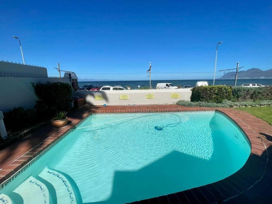 Apartment Kalk Bay Stylish 2bed With Balcony, Views & Pool 34sjt *