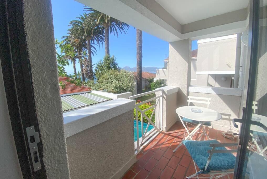 Apartment Kalk Bay Stylish 2bed With Balcony, Views & Pool 34sjt
